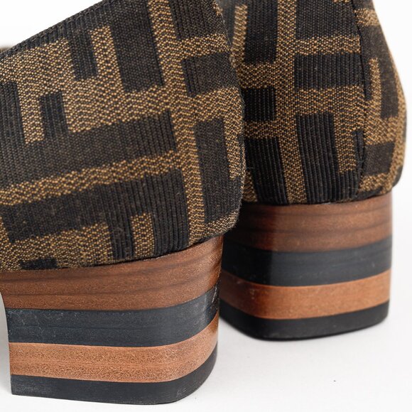 Fendi Brown Black Zucca Canvas Leather Bow Cap Toe Pumps, Size 5.5 - Picture 9 of 10